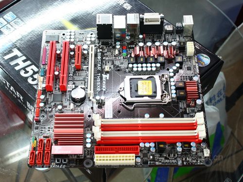 内存与主板插槽