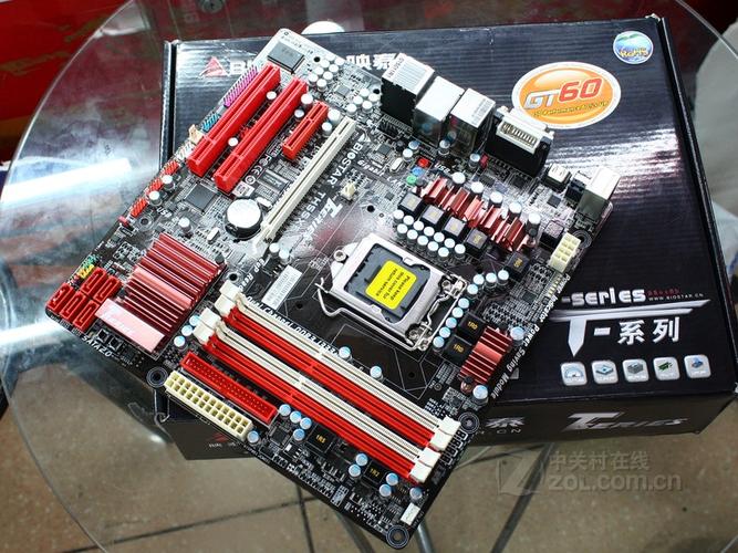 主板供电与散热区域