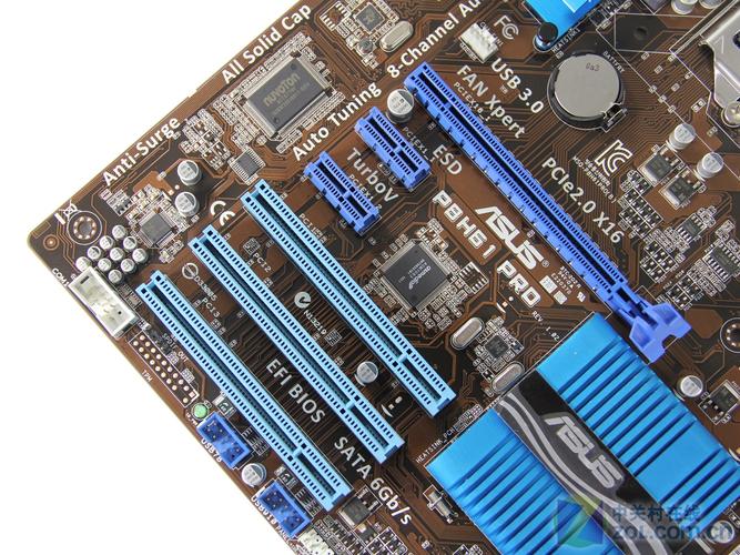 桌面电脑与显示器性能展示