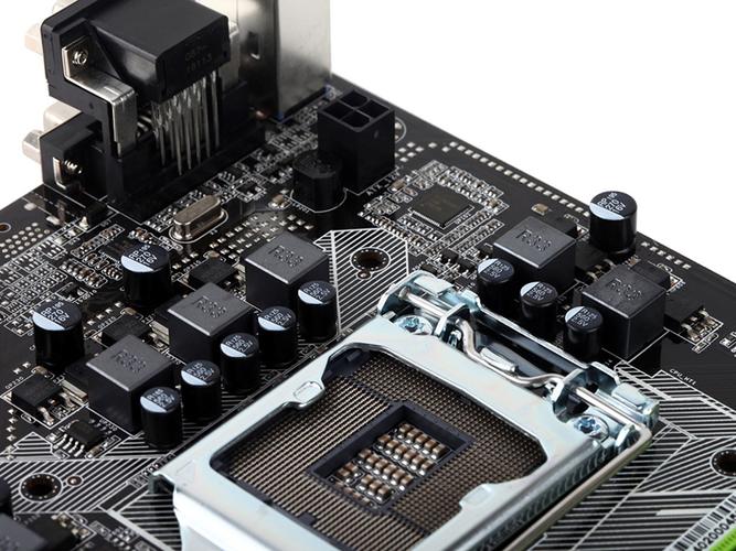 主板芯片与电路细节