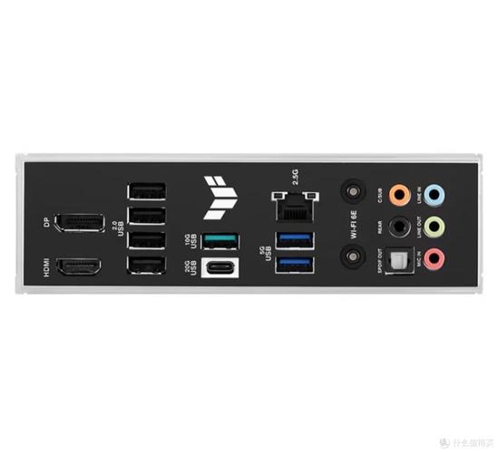 电脑硬件装机场景