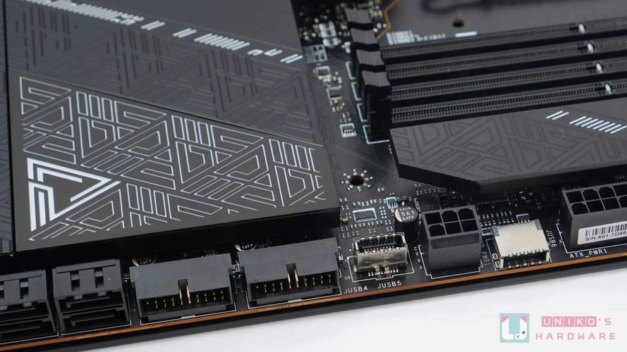 msi微星MEG Z790 ACE MAX深度评测：24+16相供电、WiFi 7与5个M.2的旗舰实力