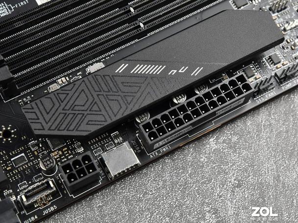 电脑主板与芯片组特写