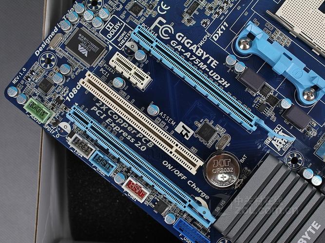 主板芯片组与电路细节