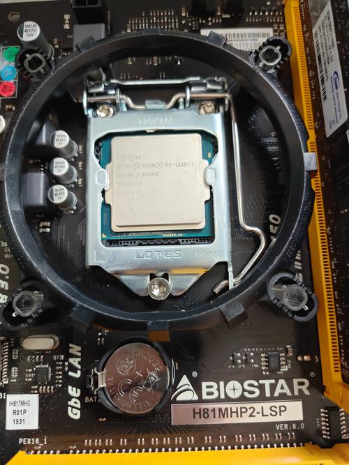 显示器与桌面办公电脑性能场景