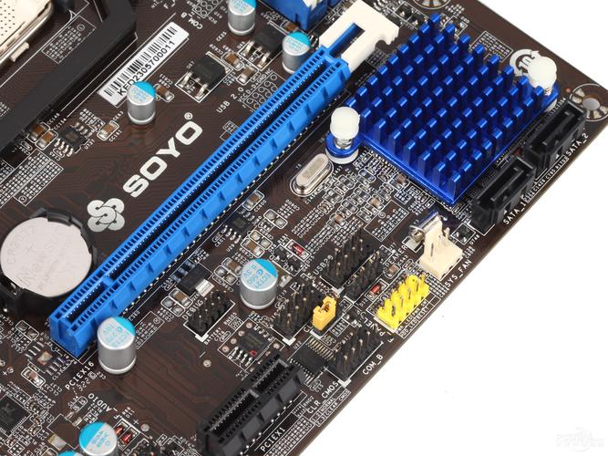 选择电脑配件的场景