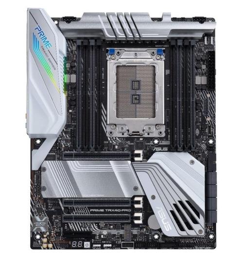 购买电脑硬件与评测场景