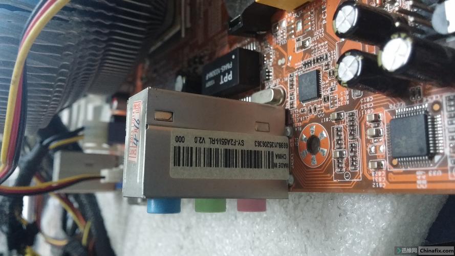 电脑机箱风道与散热结构