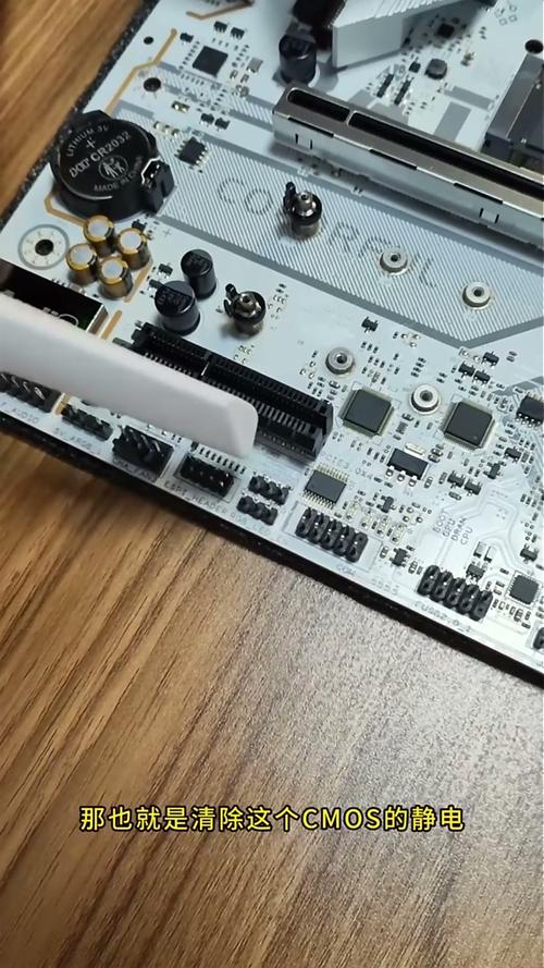 电脑散热风扇与硬件冷却场景