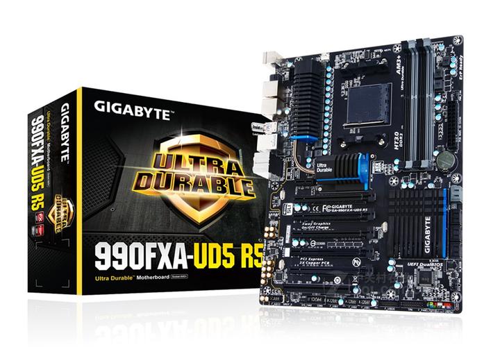 主板供电与散热区域