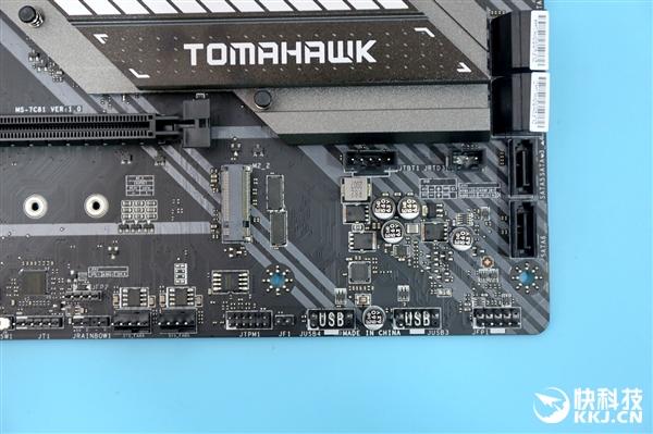 电脑装机与主板选购场景