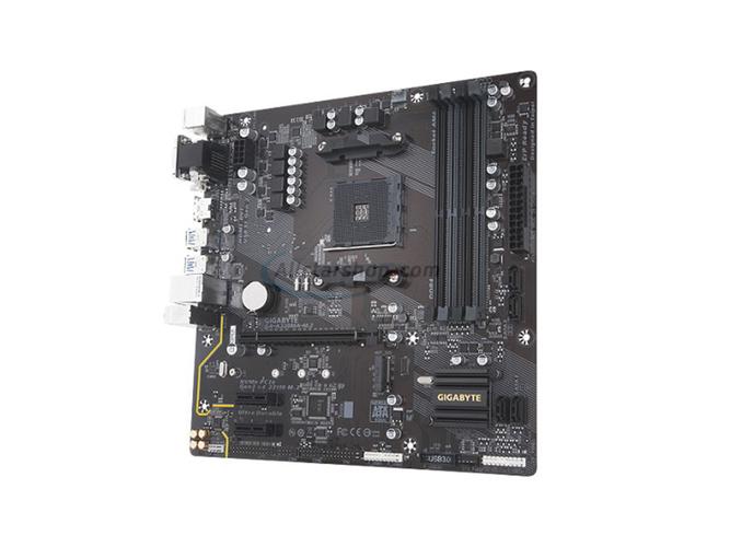 电路板与电子元件细节展示