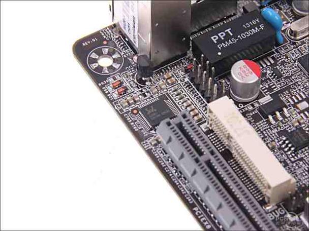 电脑装机与硬件选购场景