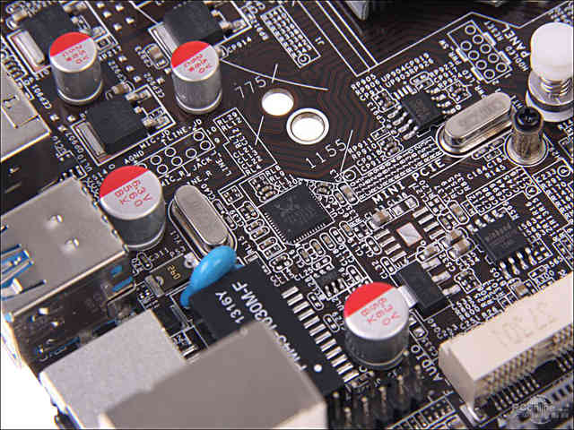 桌面电脑与硬件设备