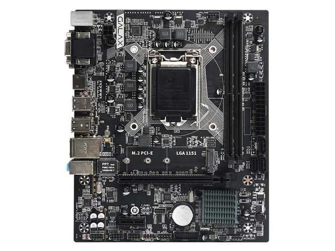 主板芯片组与CPU插槽特写