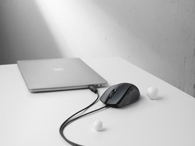 办公与学习使用鼠标场景