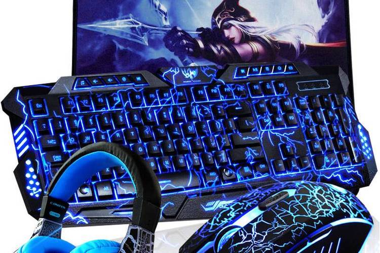 电脑桌面与外设供电场景