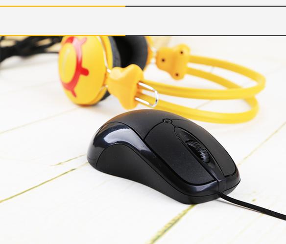 科技桌面设备细节