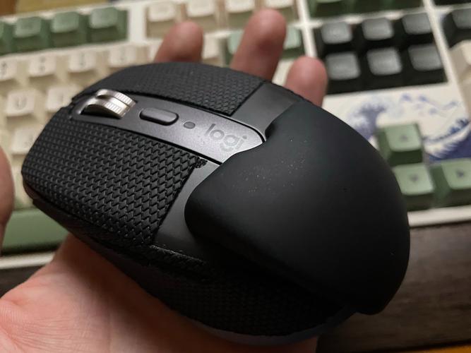 科技桌面与多设备办公