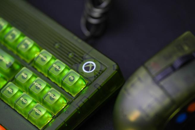 简洁桌面办公环境