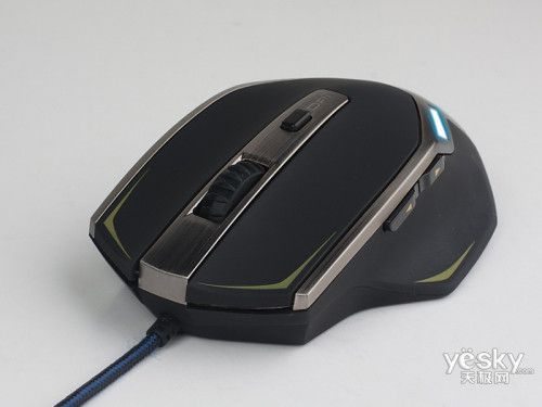 电脑桌面游戏设备