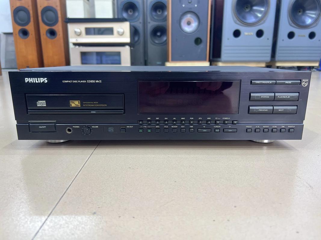 笔记本与鼠标办公性能场景