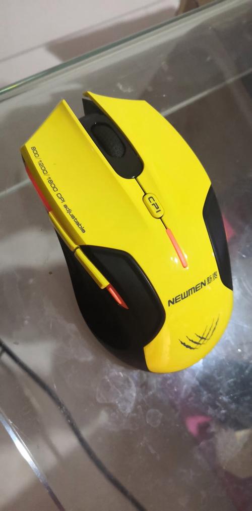 新贵E500三模鼠标侧键版评测：48元拿下有线/无线/蓝牙三模，功能很全