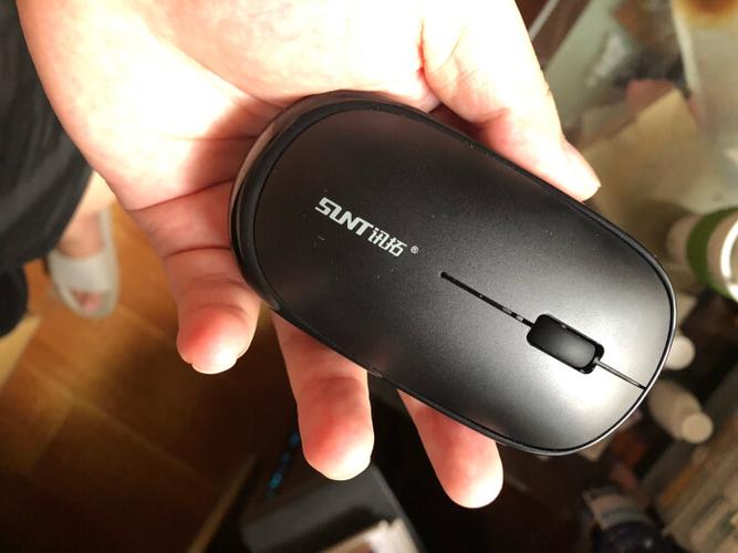 科技产品价格分析场景