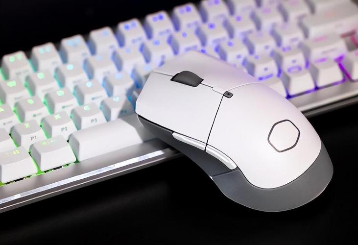 笔记本与无线外设的续航办公场景