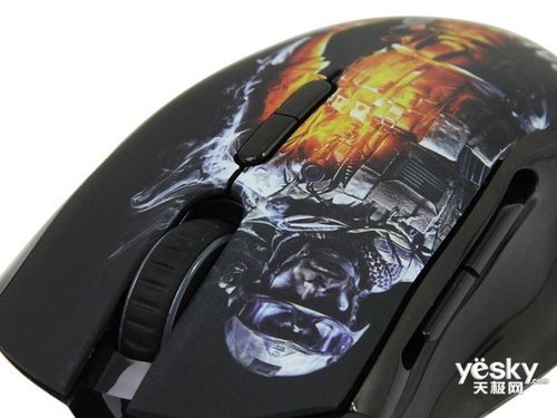Razer 战地3限量版帝王蟒4G鼠标评测:6400dpi 高速竞技与右手大鼠手感兼顾