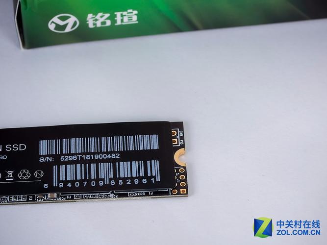 价格与性价比分析的科技场景