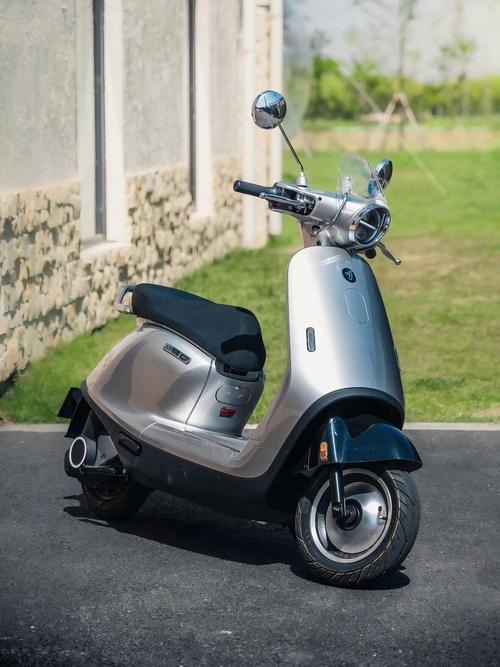 耐也 q9 深度评测：2.4G 无线小鼠标，百元内的便携实用派