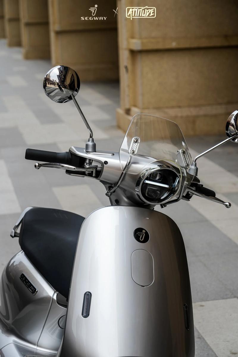 办公桌上的性价比外设