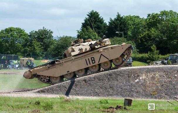 科技办公桌面和外设