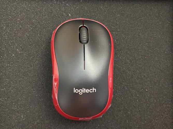 简洁桌面与办公鼠标