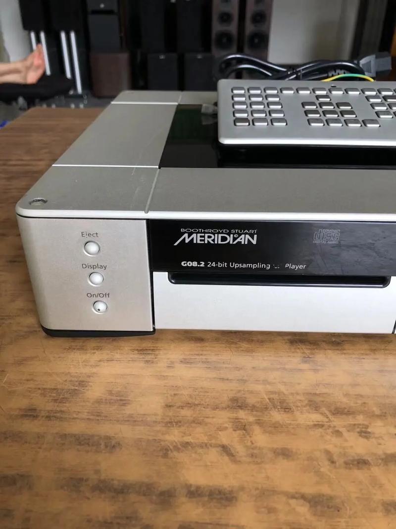 有线外设连接与桌面供电场景