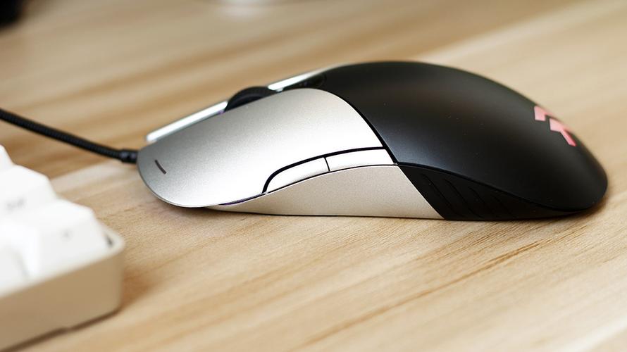 适合办公与桌面使用的电脑环境