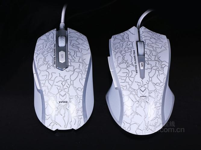 桌面办公与游戏兼顾场景