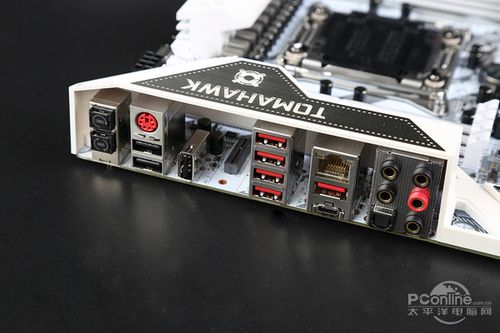 微星X299 TOMAHAWK ARCTIC评测：白色散热装甲加持，X299平台依旧硬核