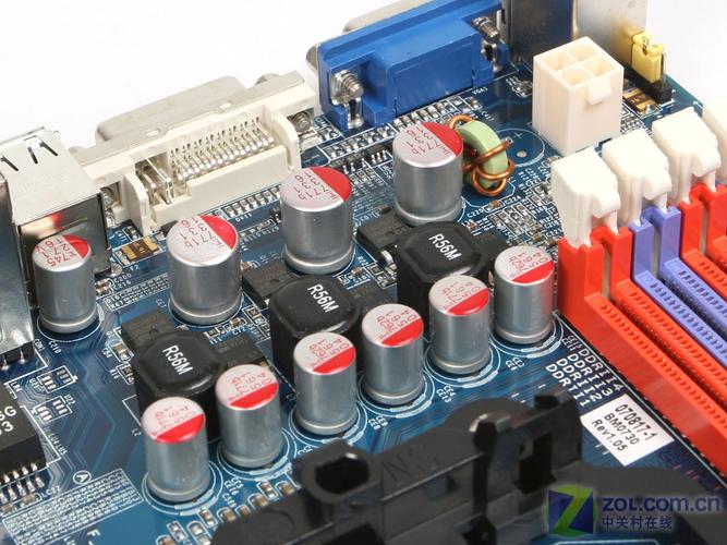 显卡与主板硬件细节