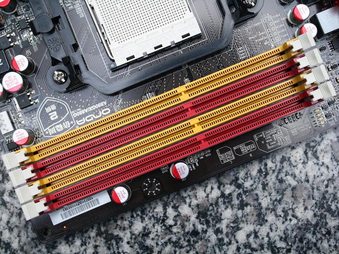 电脑主板选购场景