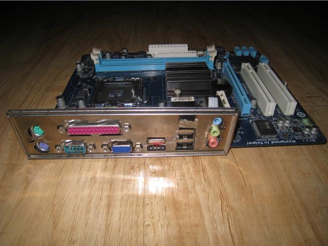 电源与散热系统