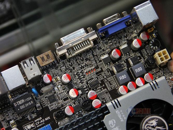 七彩虹i-AE50 V15主板深度评测：Mini-ITX设计与AMD Hudson M1芯片组的完美结合