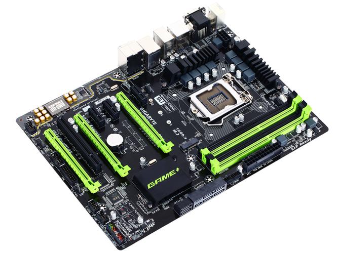 主板与游戏性能相关硬件