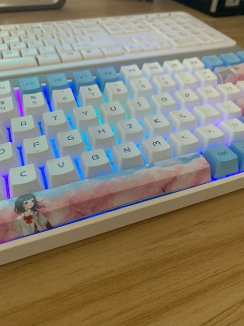 桑普兔DK84三模热插拔机械键盘（红轴）深度评测：多模连接与凯华轴体验