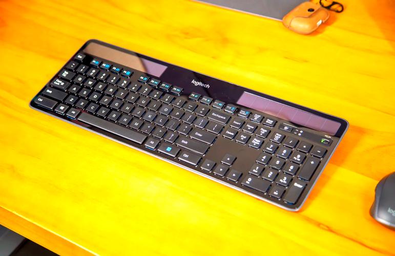 罗技K750无线太阳能键盘深度评测：多功能与环保的完美结合