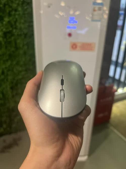 无线鼠标细节特写