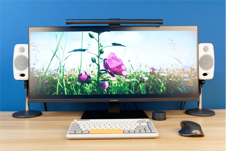 IPS面板超宽屏显示效果