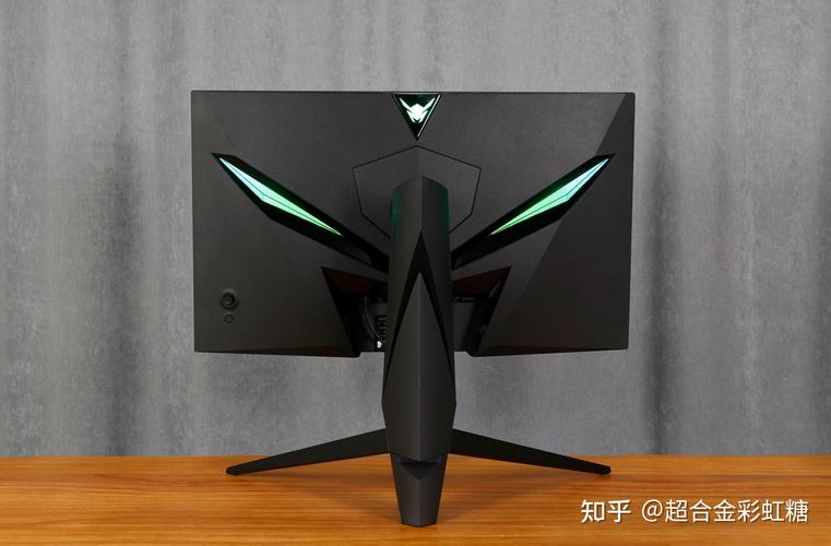 显示器桌面设置与背部设计