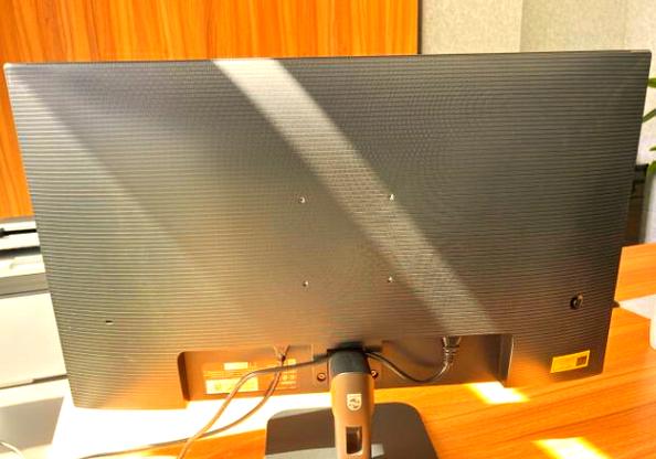 飞利浦32E1S5900深度评测：32英寸4K VA智能显示器 商务办公娱乐一体机